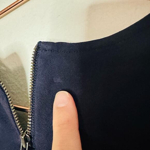 Slate & Willow Maternity Navy Stripe Crepe Pleated Back Shift Dress Size Large - Picture 11 of 12